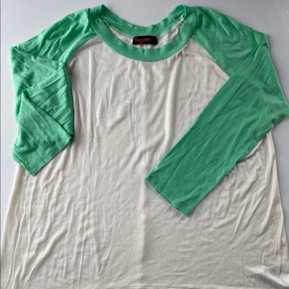 Soft Baseball Tee - 3/4 Sleeves - High/Low Hem